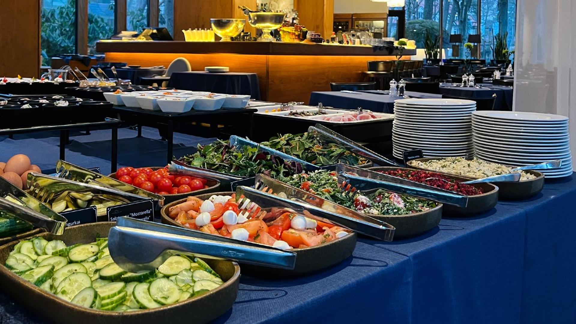 Palanga Life Balance Spa Hotel Екстериор снимка A salad bar