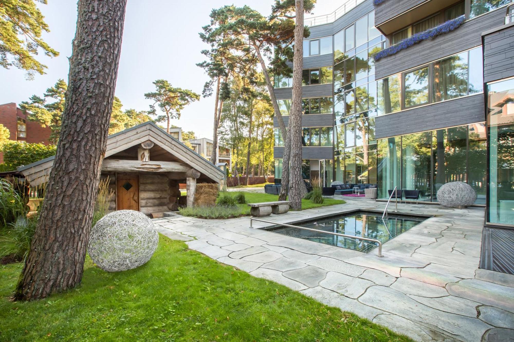 Palanga Life Balance Spa Hotel Екстериор снимка The hotel's garden