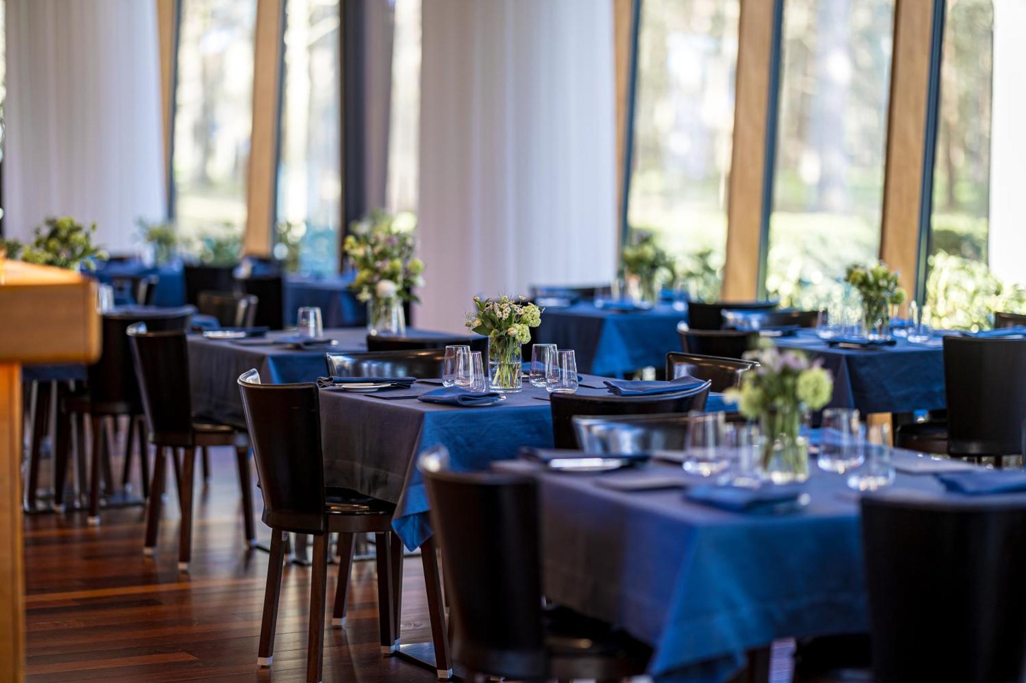 Palanga Life Balance Spa Hotel Екстериор снимка The restaurant at the National Portrait Gallery