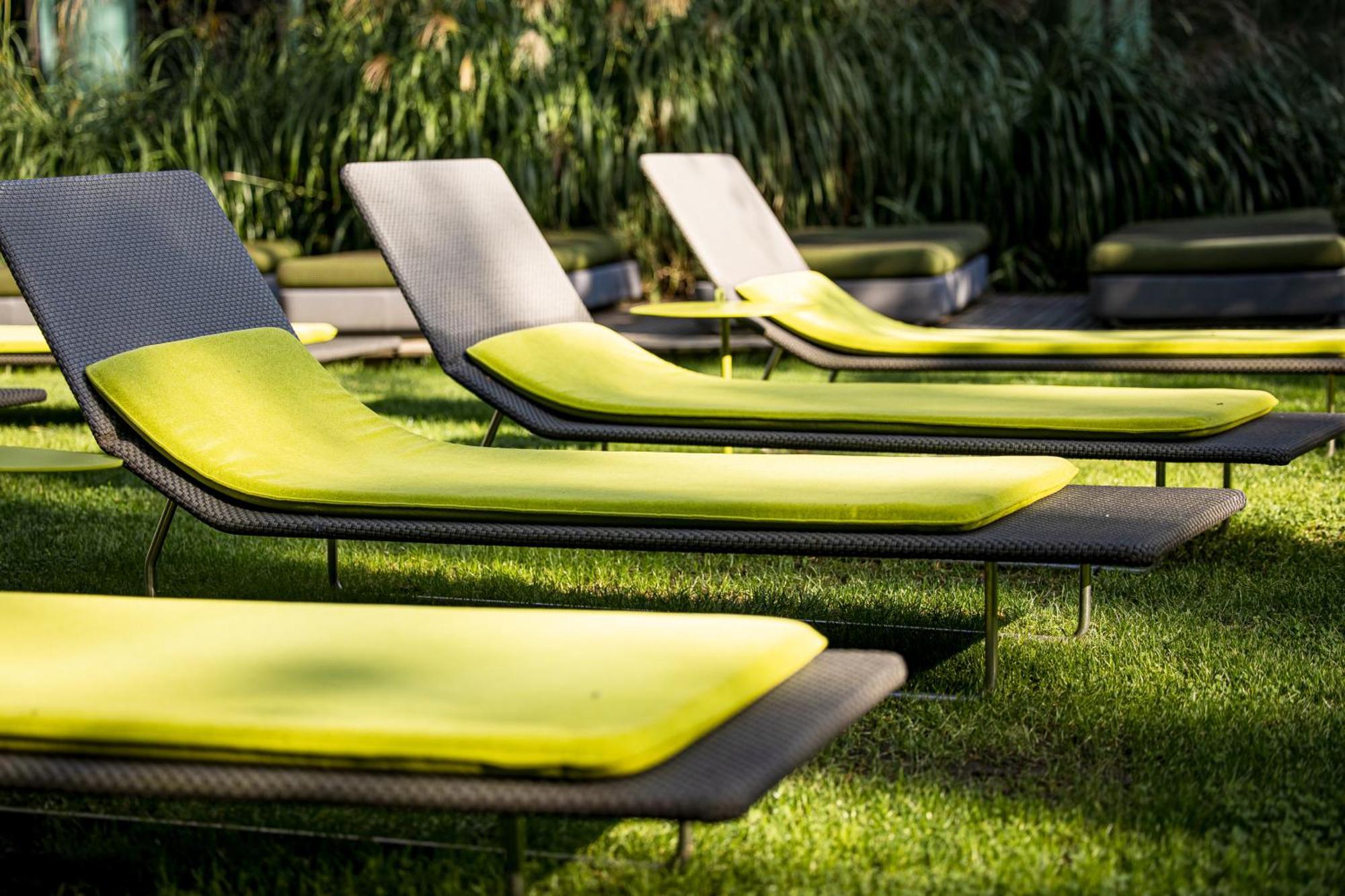 Palanga Life Balance Spa Hotel Екстериор снимка Chaise longue