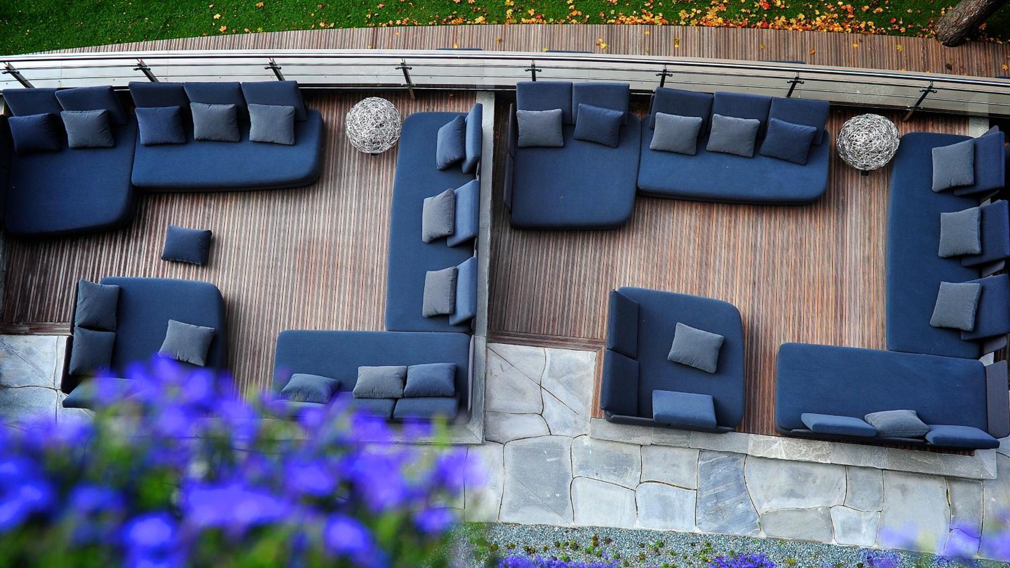 Palanga Life Balance Spa Hotel Екстериор снимка Outdoor furniture