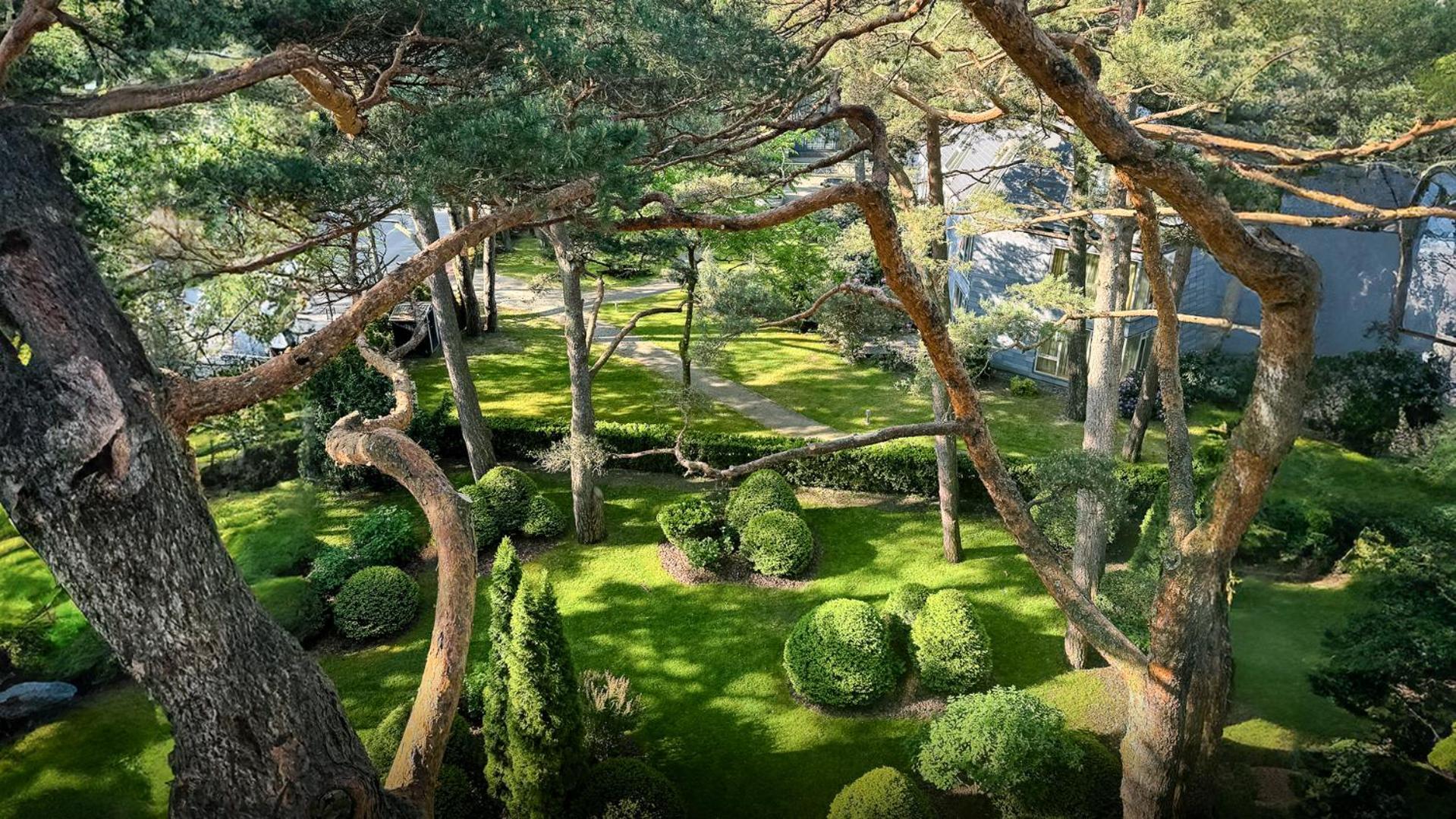 Palanga Life Balance Spa Hotel Екстериор снимка The gardens of the Château de la Malmaison