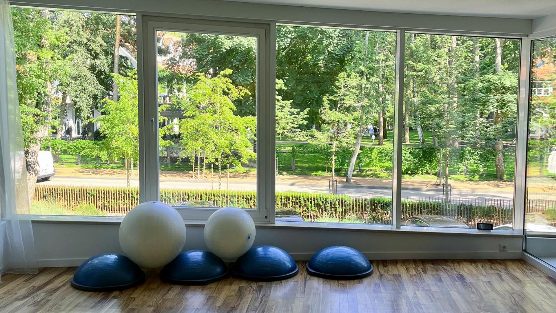 Palanga Life Balance Spa Hotel Екстериор снимка The gym at the Royal Ballet School